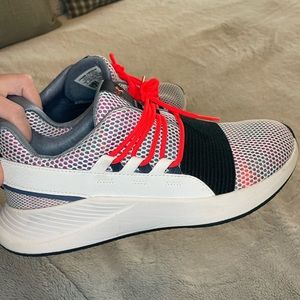 Under armour shoes. Size 9